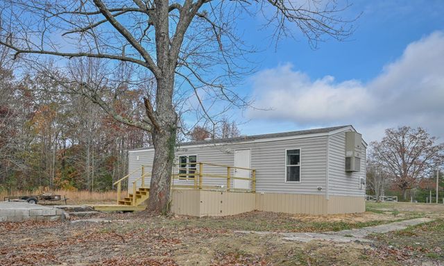 145 W Polk Road 76, Mena, AR 71953