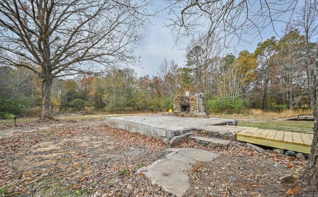 145 W Polk Road 76, Mena, AR 71953