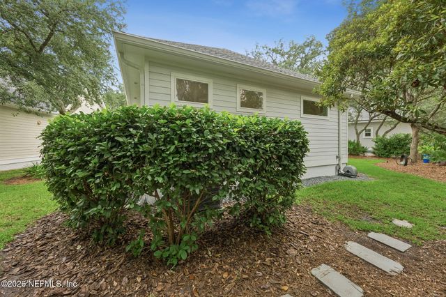 1512 COASTAL OAKS Circle, Fernandina Beach, FL 32034