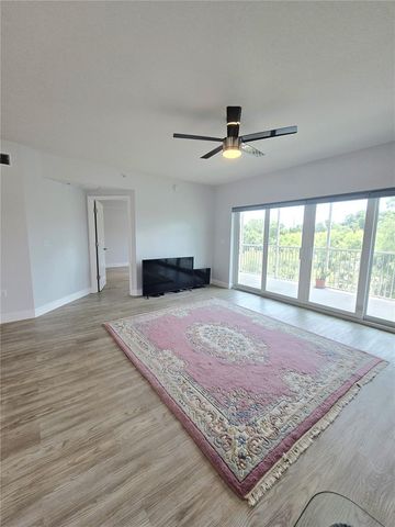 960 STARKEY ROAD 9206, Largo, FL 33771