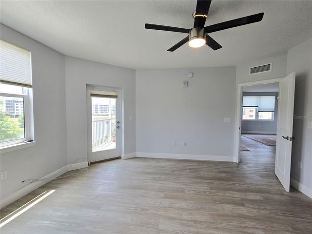 960 STARKEY ROAD 9206, Largo, FL 33771