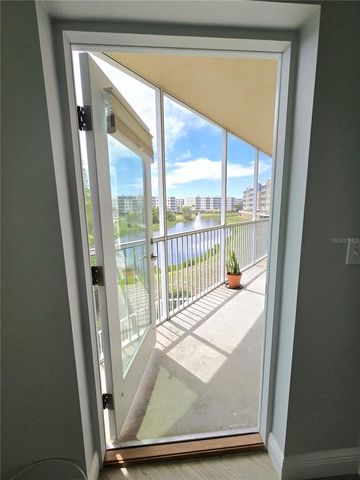 960 STARKEY ROAD 9206, Largo, FL 33771