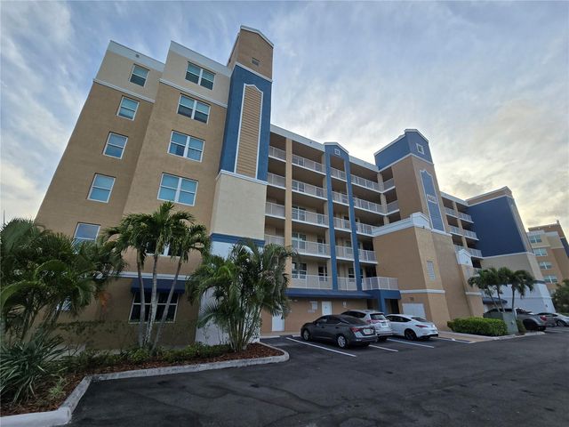 960 STARKEY ROAD 9206, Largo, FL 33771