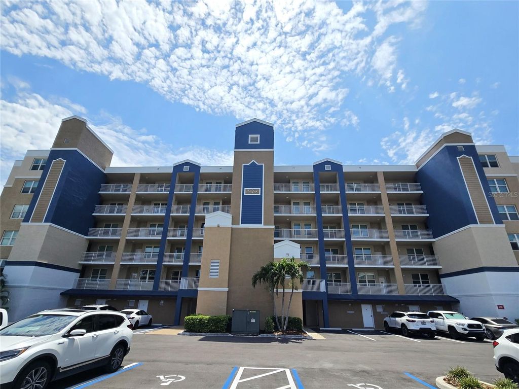 960 STARKEY ROAD 9206, Largo, FL 33771