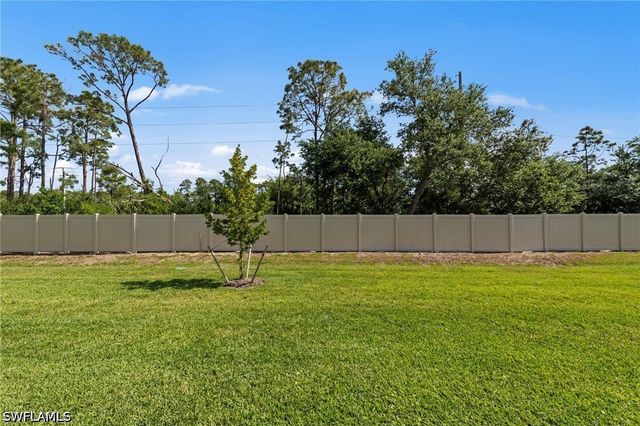 10542 Timber Creek DR, Fort Myers, FL 33913