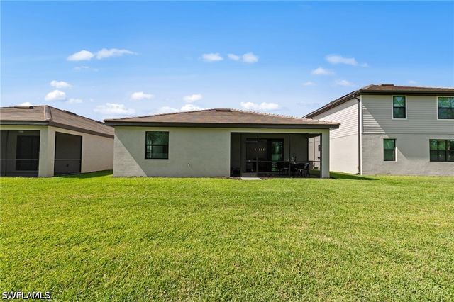 10542 Timber Creek DR, Fort Myers, FL 33913