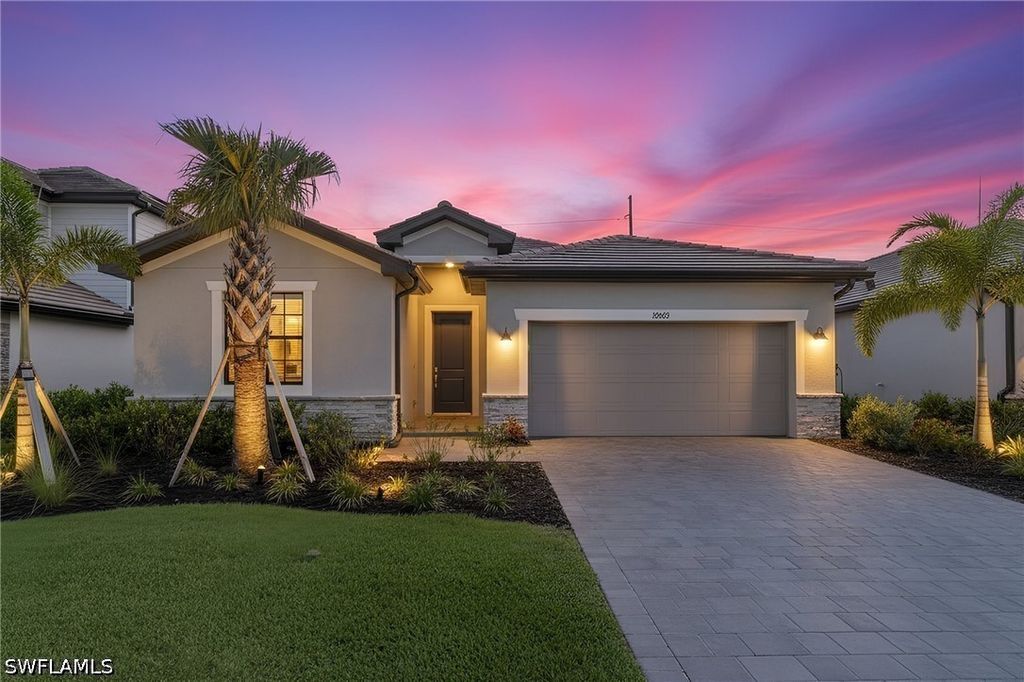 10542 Timber Creek DR, Fort Myers, FL 33913