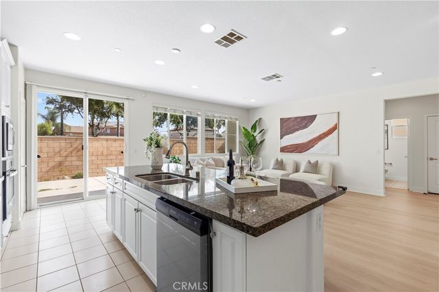 12858 Merdian St, Eastvale, CA 92880