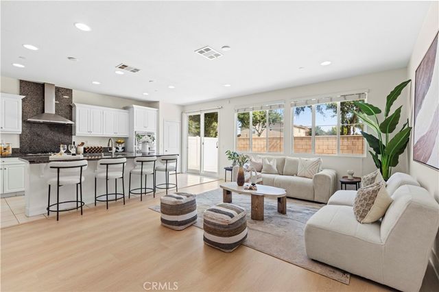 12858 Merdian St, Eastvale, CA 92880