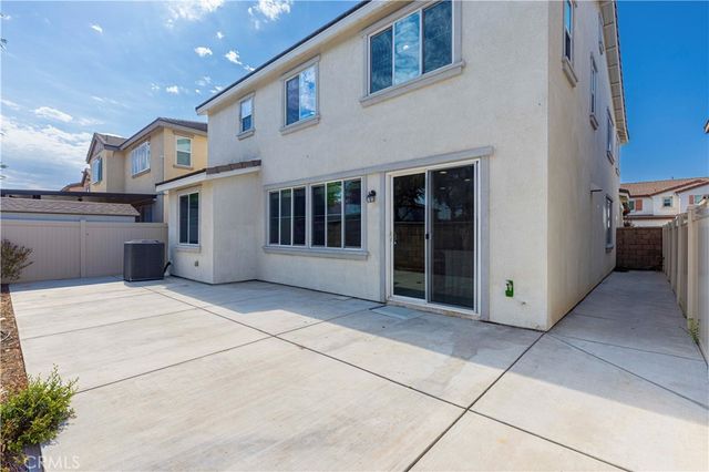 12858 Merdian St, Eastvale, CA 92880