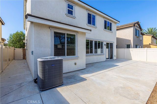 12858 Merdian St, Eastvale, CA 92880