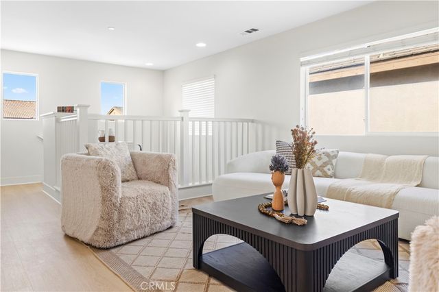 12858 Merdian St, Eastvale, CA 92880