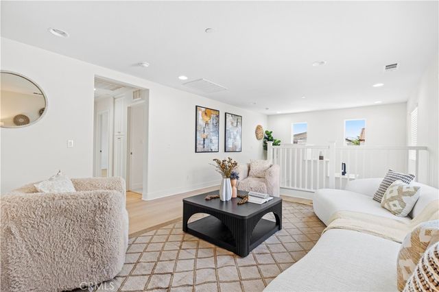 12858 Merdian St, Eastvale, CA 92880