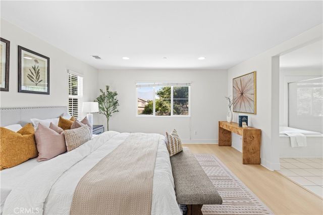 12858 Merdian St, Eastvale, CA 92880