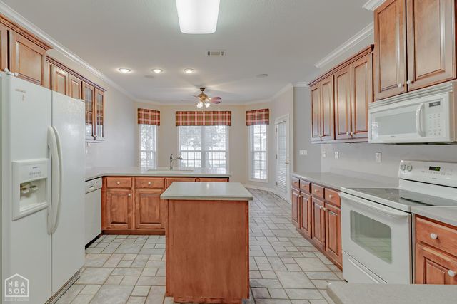 901 Balcom Lane, Trumann, AR 72472