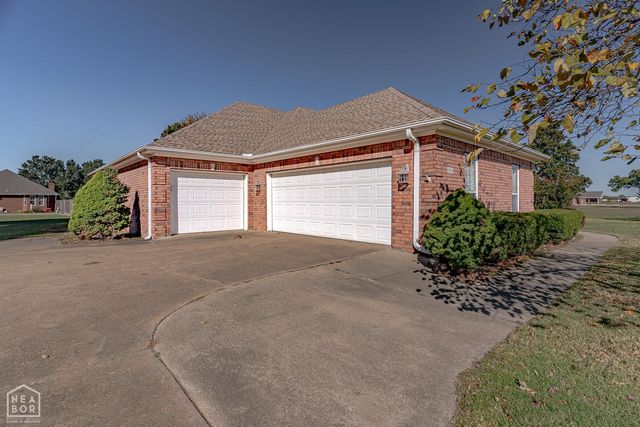 901 Balcom Lane, Trumann, AR 72472