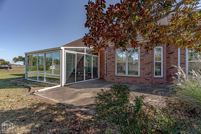 901 Balcom Lane, Trumann, AR 72472