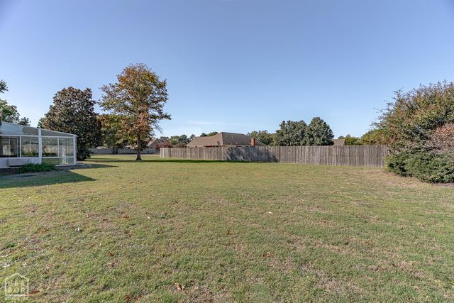 901 Balcom Lane, Trumann, AR 72472