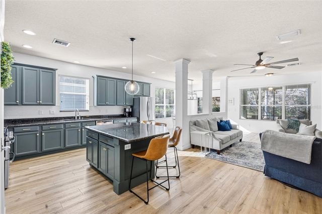 15814 STARLING WATER DRIVE, Lithia, FL 33547