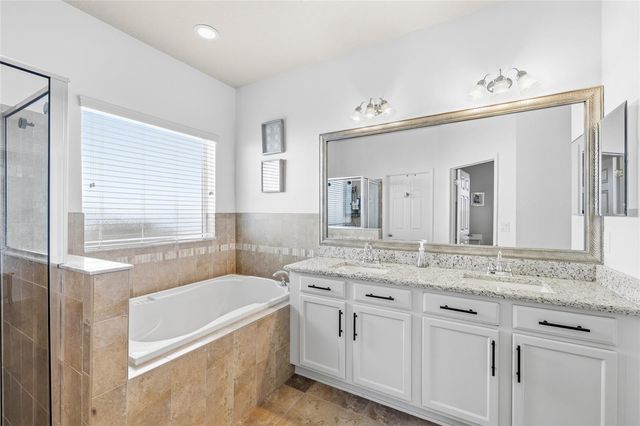 15814 STARLING WATER DRIVE, Lithia, FL 33547