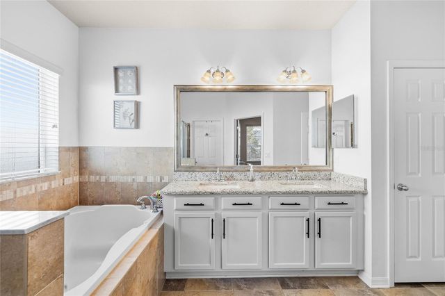 15814 STARLING WATER DRIVE, Lithia, FL 33547