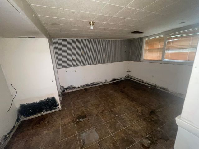2756 Old Hobart Road, Lake Station, IN 46405