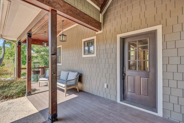 95 Watersong CIR, Union Hall, VA 24176