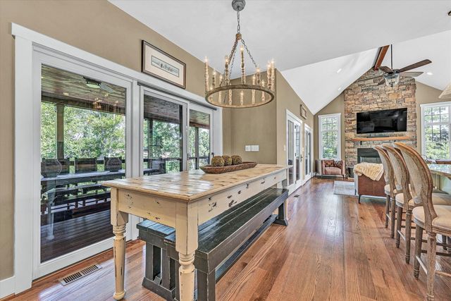 95 Watersong CIR, Union Hall, VA 24176