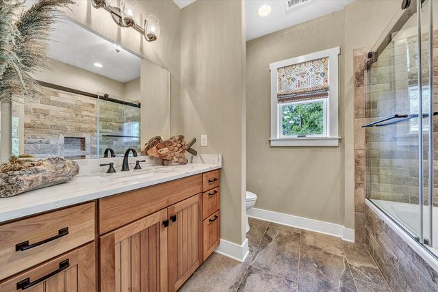 95 Watersong CIR, Union Hall, VA 24176