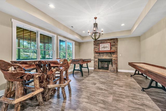 95 Watersong CIR, Union Hall, VA 24176