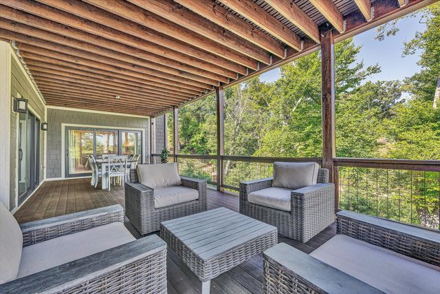 95 Watersong CIR, Union Hall, VA 24176