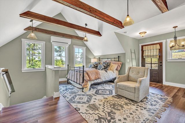 95 Watersong CIR, Union Hall, VA 24176
