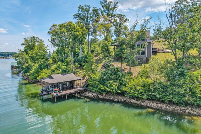 95 Watersong CIR, Union Hall, VA 24176