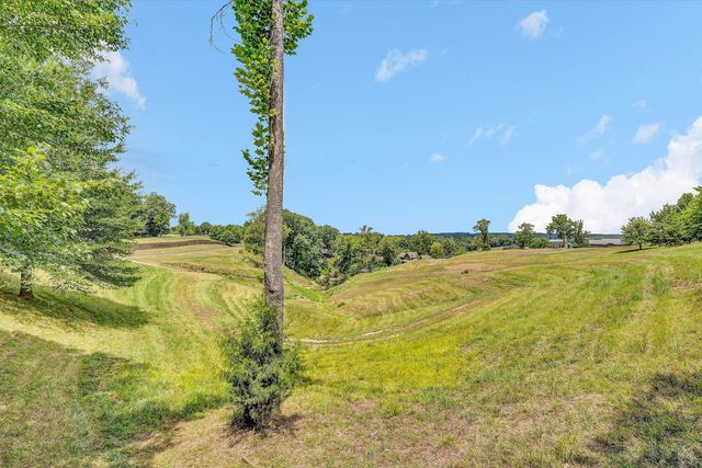 95 Watersong CIR, Union Hall, VA 24176