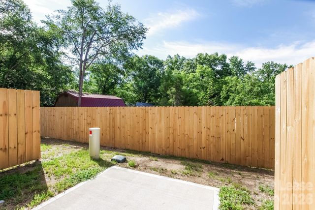 510 Rogers Lake Road, Kannapolis, NC 28083