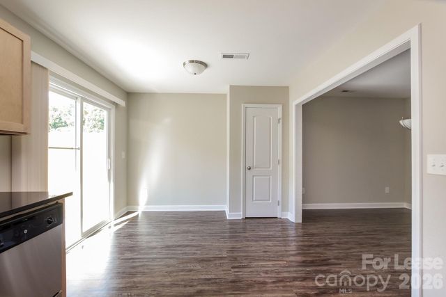 510 Rogers Lake Road, Kannapolis, NC 28083