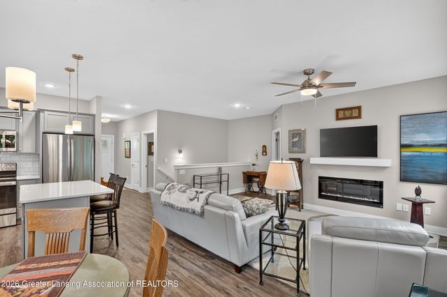 1533 Lytell Johnes Path 84, Williamston, MI 48895