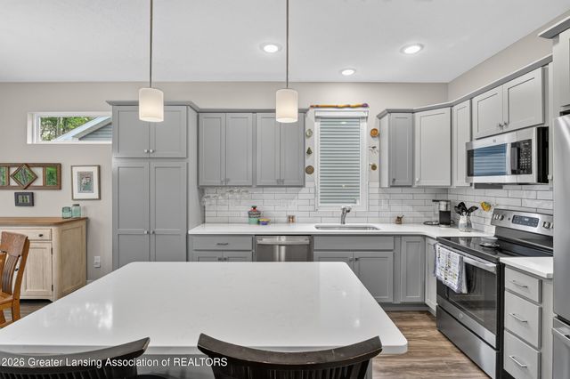 1533 Lytell Johnes Path 84, Williamston, MI 48895