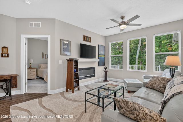 1533 Lytell Johnes Path 84, Williamston, MI 48895