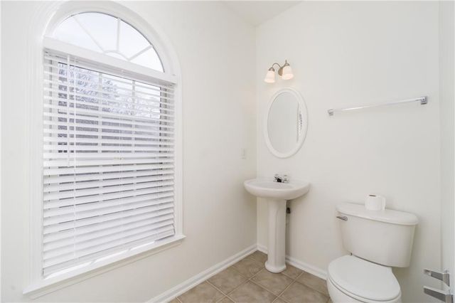 4016 Edgecomb Drive, Roswell, GA 30075