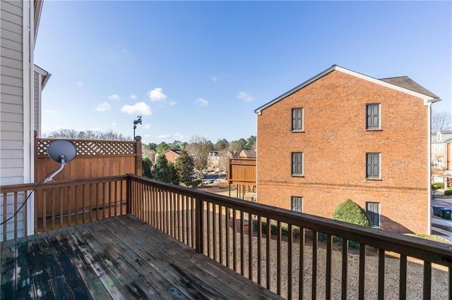 4016 Edgecomb Drive, Roswell, GA 30075