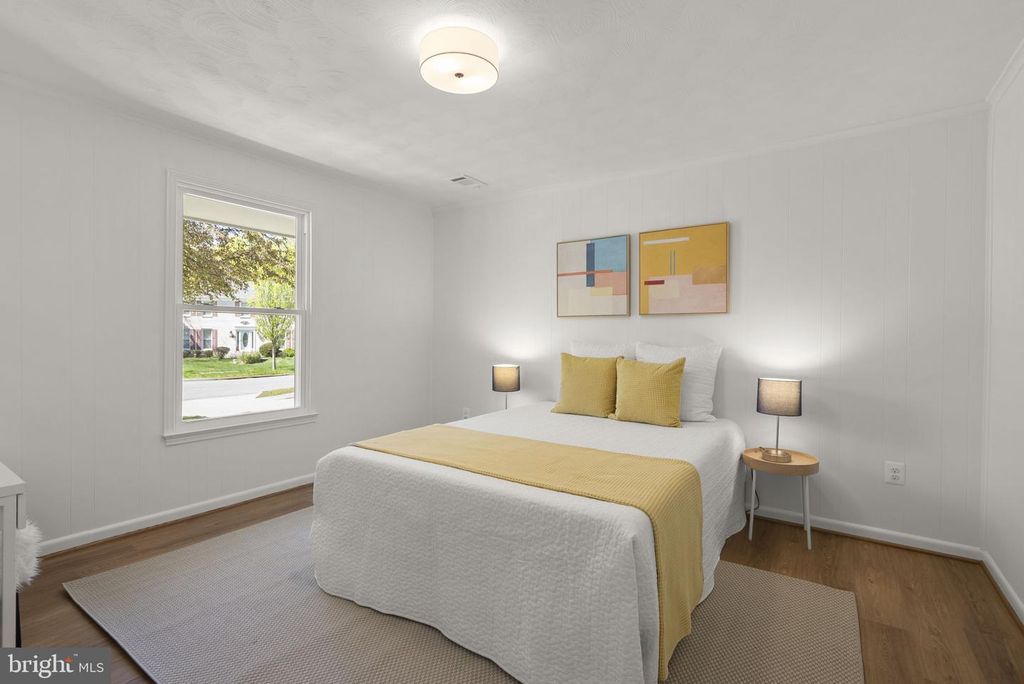 Image 15 of property listing at 12500 PARKTON ST, Fort Washington, MD 20744