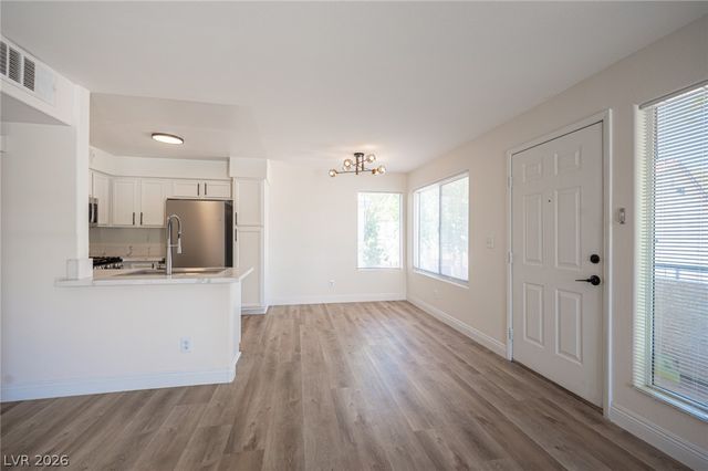 3065 Casey Drive 204, Las Vegas, NV 89120