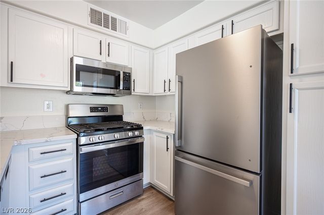 3065 Casey Drive 204, Las Vegas, NV 89120