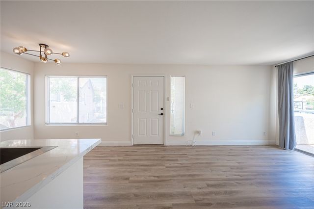 3065 Casey Drive 204, Las Vegas, NV 89120