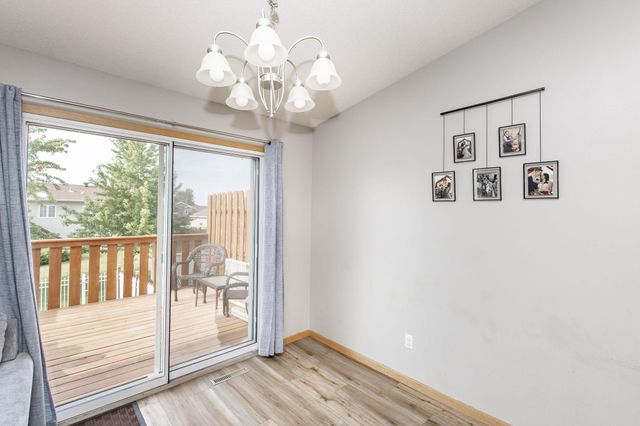 955 42nd Avenue W, West Fargo, ND 58078