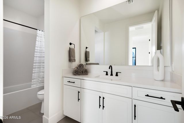 3964 E PENEDES Drive, Gilbert, AZ 85298