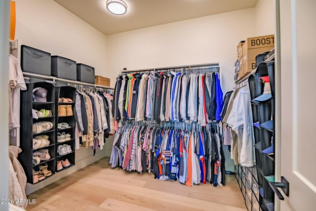 3964 E PENEDES Drive, Gilbert, AZ 85298