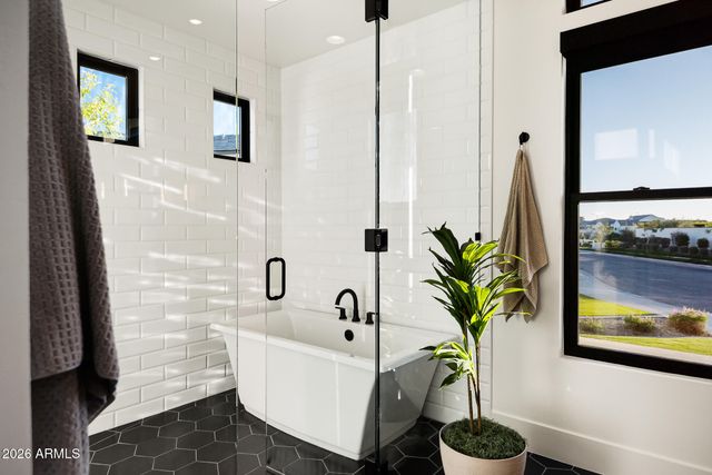 3964 E PENEDES Drive, Gilbert, AZ 85298