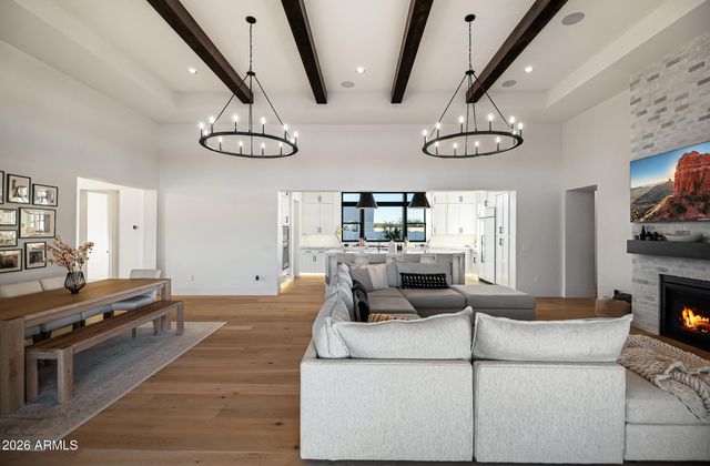 3964 E PENEDES Drive, Gilbert, AZ 85298